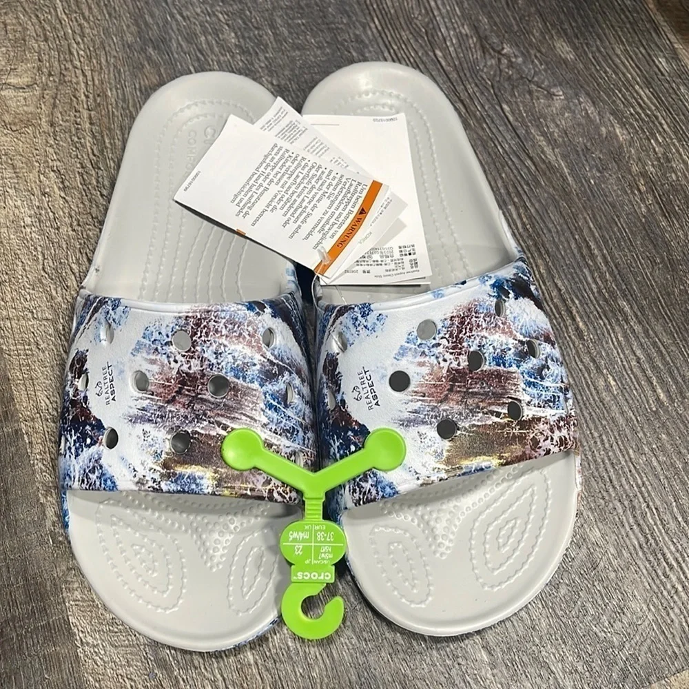 Crocs unisex slippers